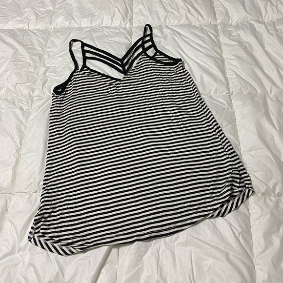 Striped V-Neck Tank Top - Picture 2 of 3